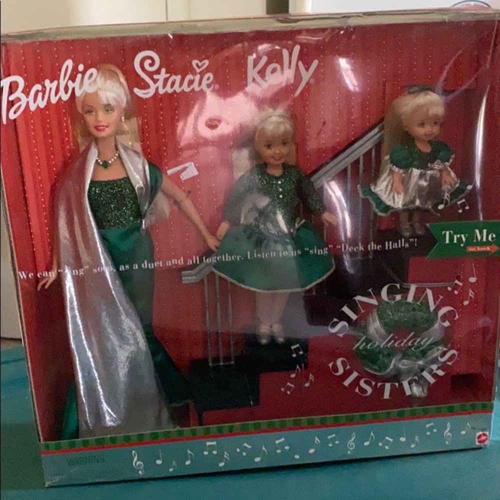 2000 Barbie Singing Sisters Set